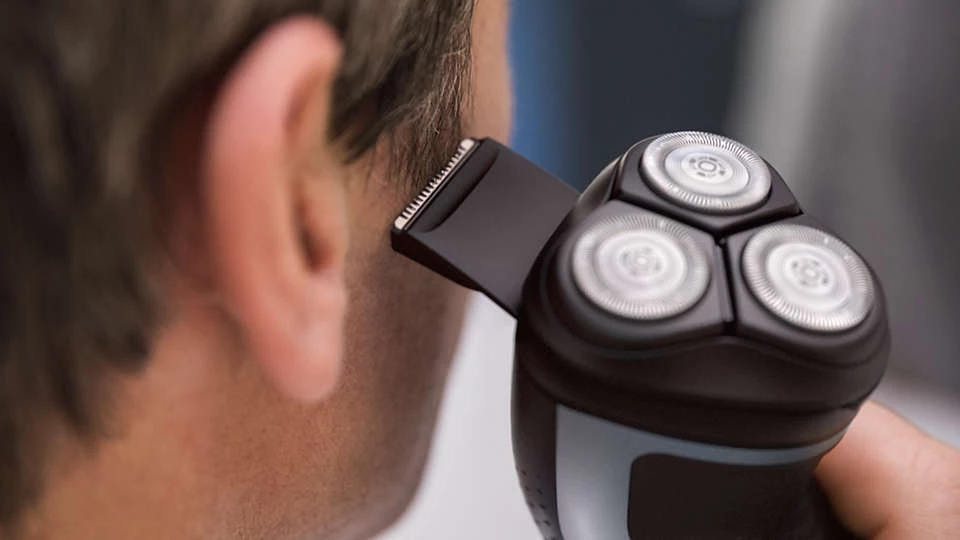 Philips Norelco Shaver Cordless Dry Electric Shaver - Image 7